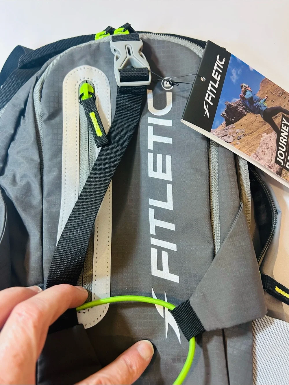 Fitletic Journey Backpack Hydration System 11 Liter Hydrid Daypack 2L  Reservoir